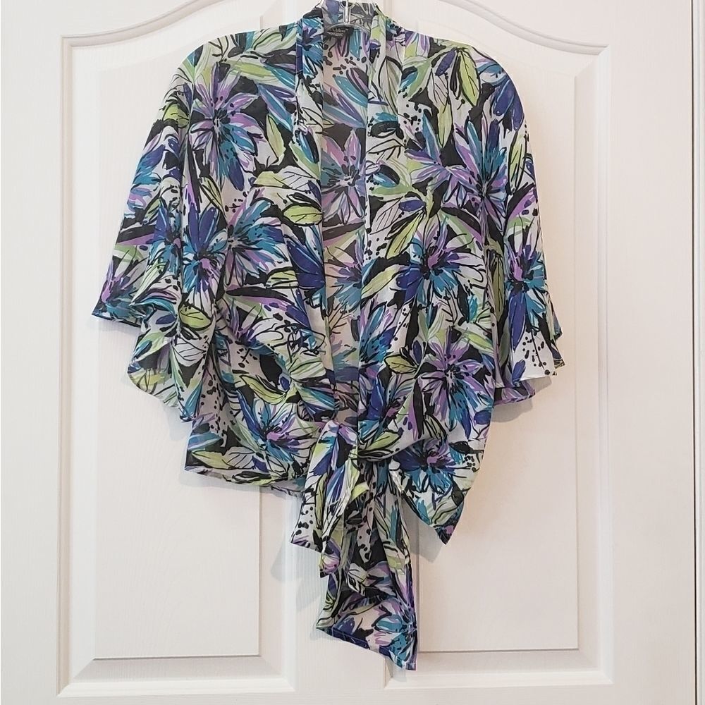 Nue Options Shrug  - Picture 2 of 5